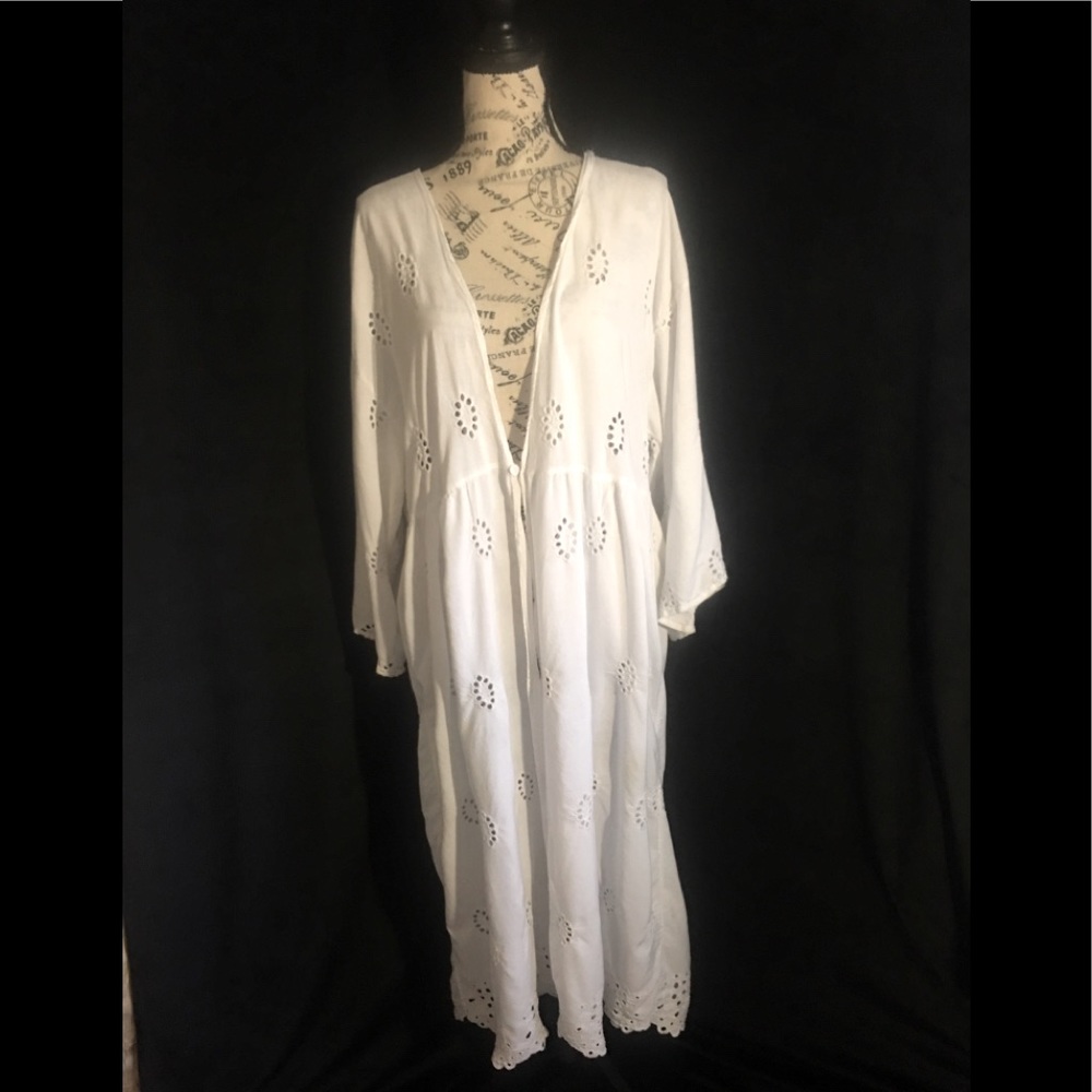 Women’s robe or beach cover up.